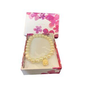 Rosette Touches Stretch Bracelet White Faux Pearls w/ Flower Charm (1637-1-2)